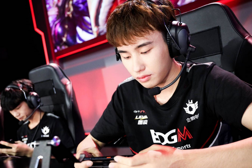 FLY逆转LGD，Clid惊艳世界