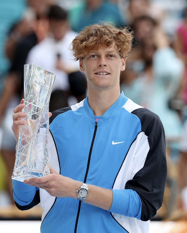 戴维斯杯轻取ATP总决赛，辛纳惊艳四座