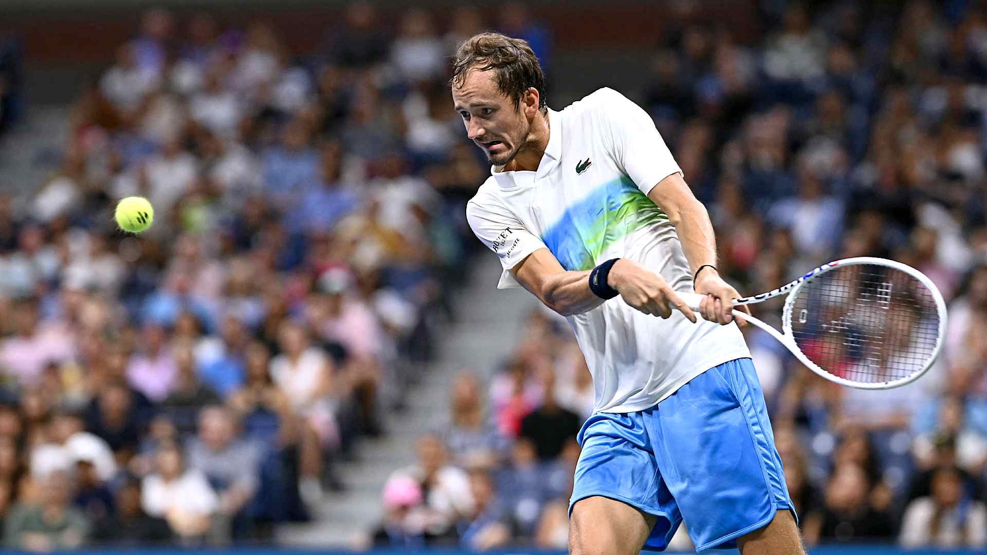 联合杯绝杀美网,梅德韦杰夫高光表现 联合杯绝杀美网,梅德韦杰夫高光表现