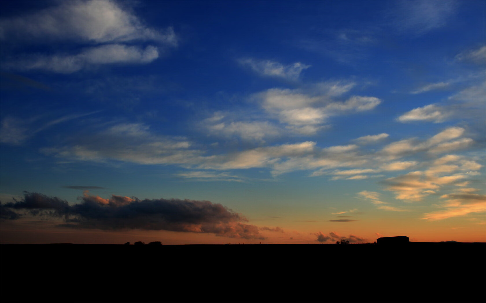 平行时空的篮球盛宴，当北京首钢在东决定义传奇