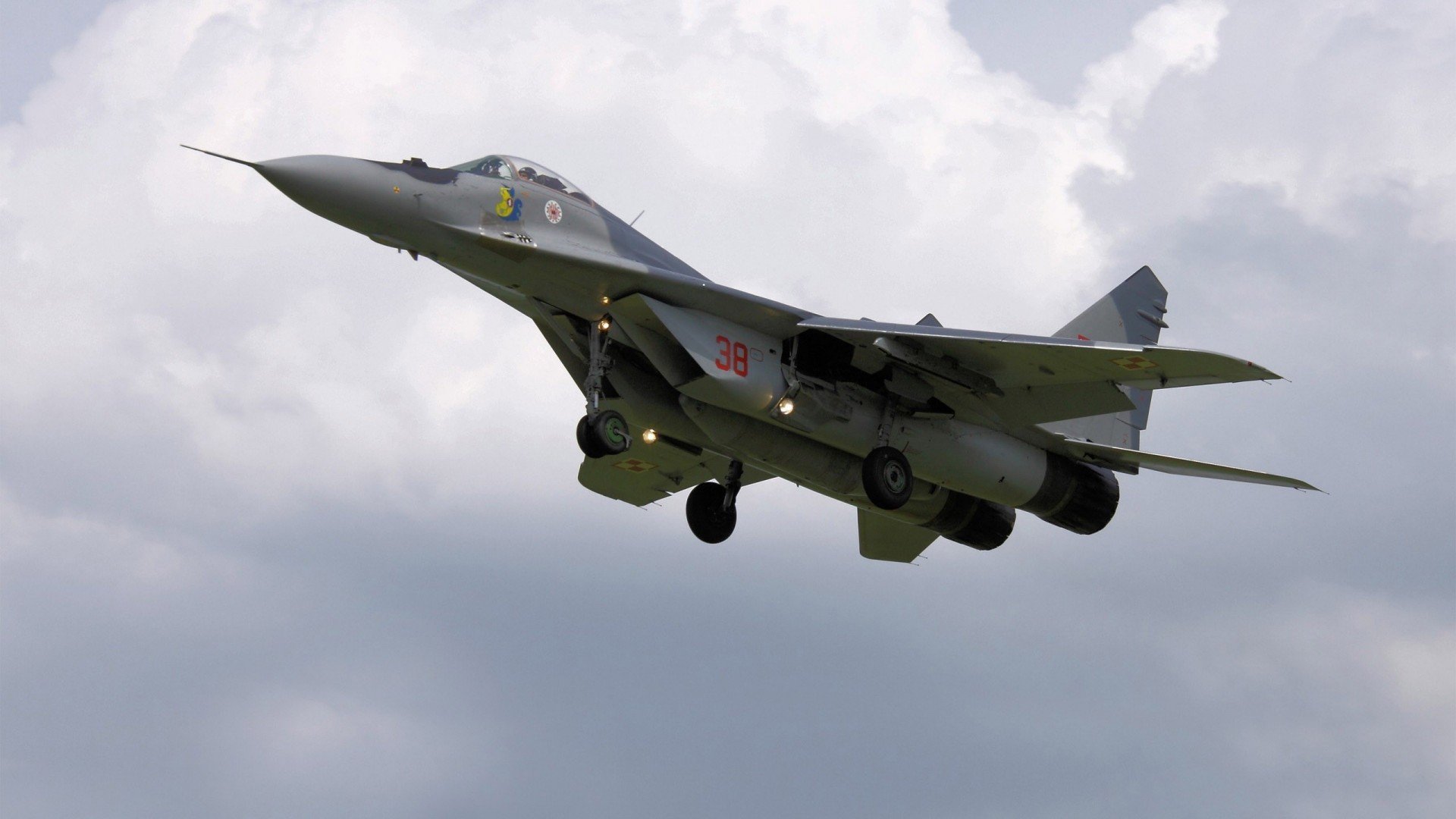 F1与足球的终极交响，威尔士争冠战如何诠释曼城式逆转