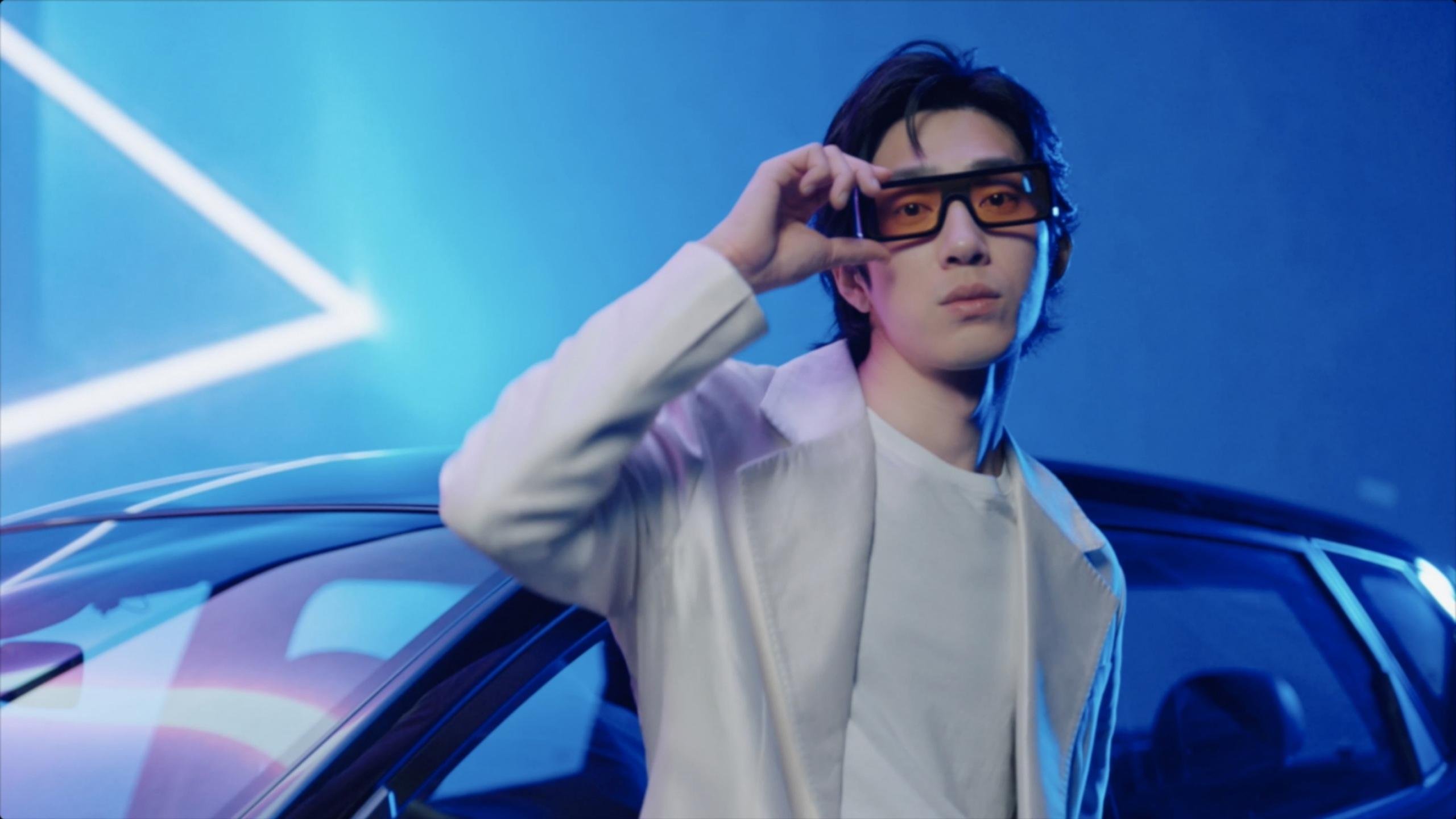 爆冷烟花下，独行侠不独行，东契奇隔空统治助广厦掀翻绿军？