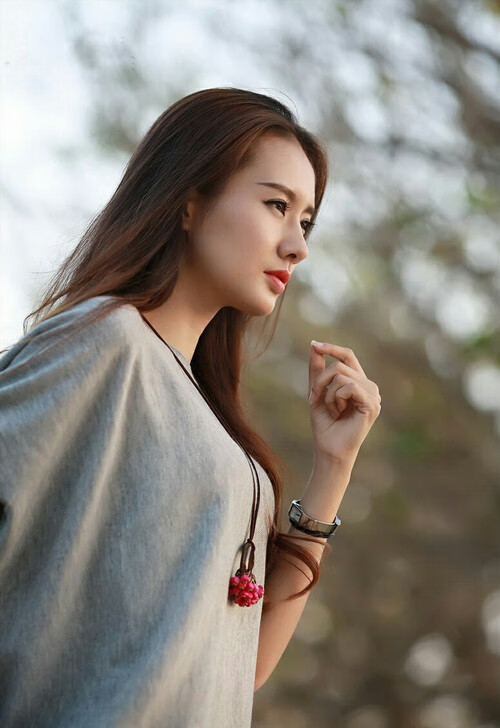 鏖战加时终破茧,擎天一柱定乾坤,浓眉全场最佳无争议,上海队险胜黄蜂