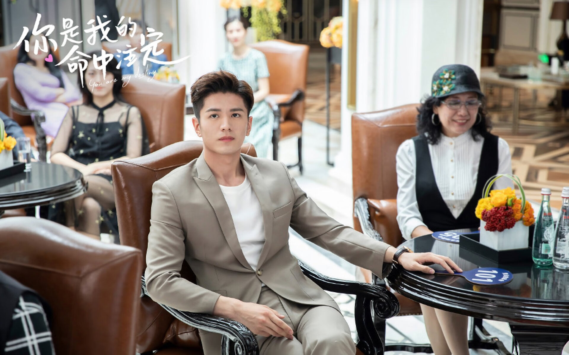 郁金香风暴席卷西亚,荷兰提前终结悬念,李刚仁全场最佳无争议